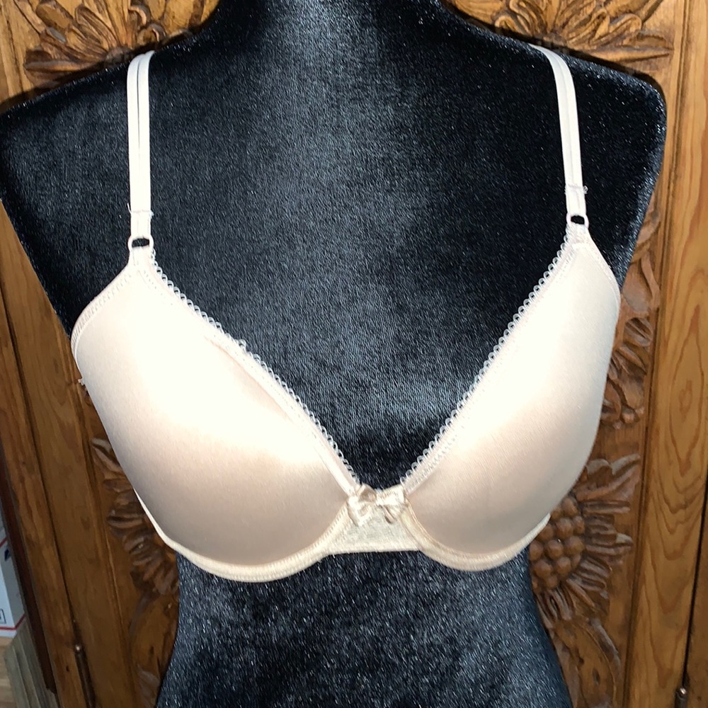 EUC b tempt’d underwire tan bra 32D